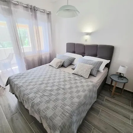 Apartman Marijana Pakoštane Exterior foto